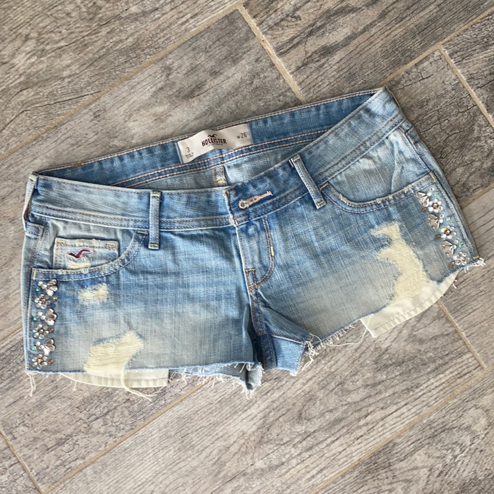 NWOT Hollister Embellished Jean Shorts